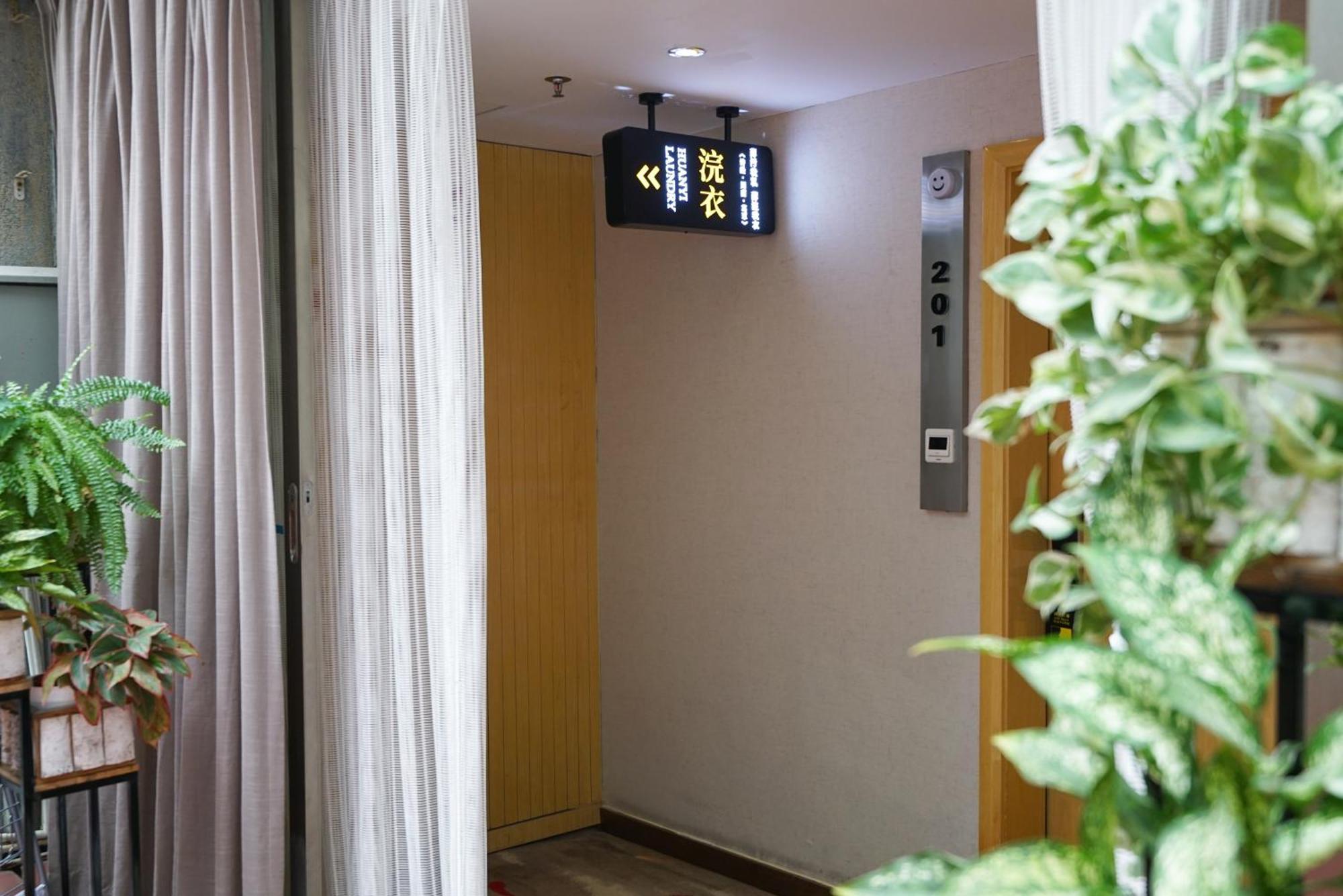 โรงแรม Paco Ouzhuang Metro Guangzhou-free Shuttle To Fair