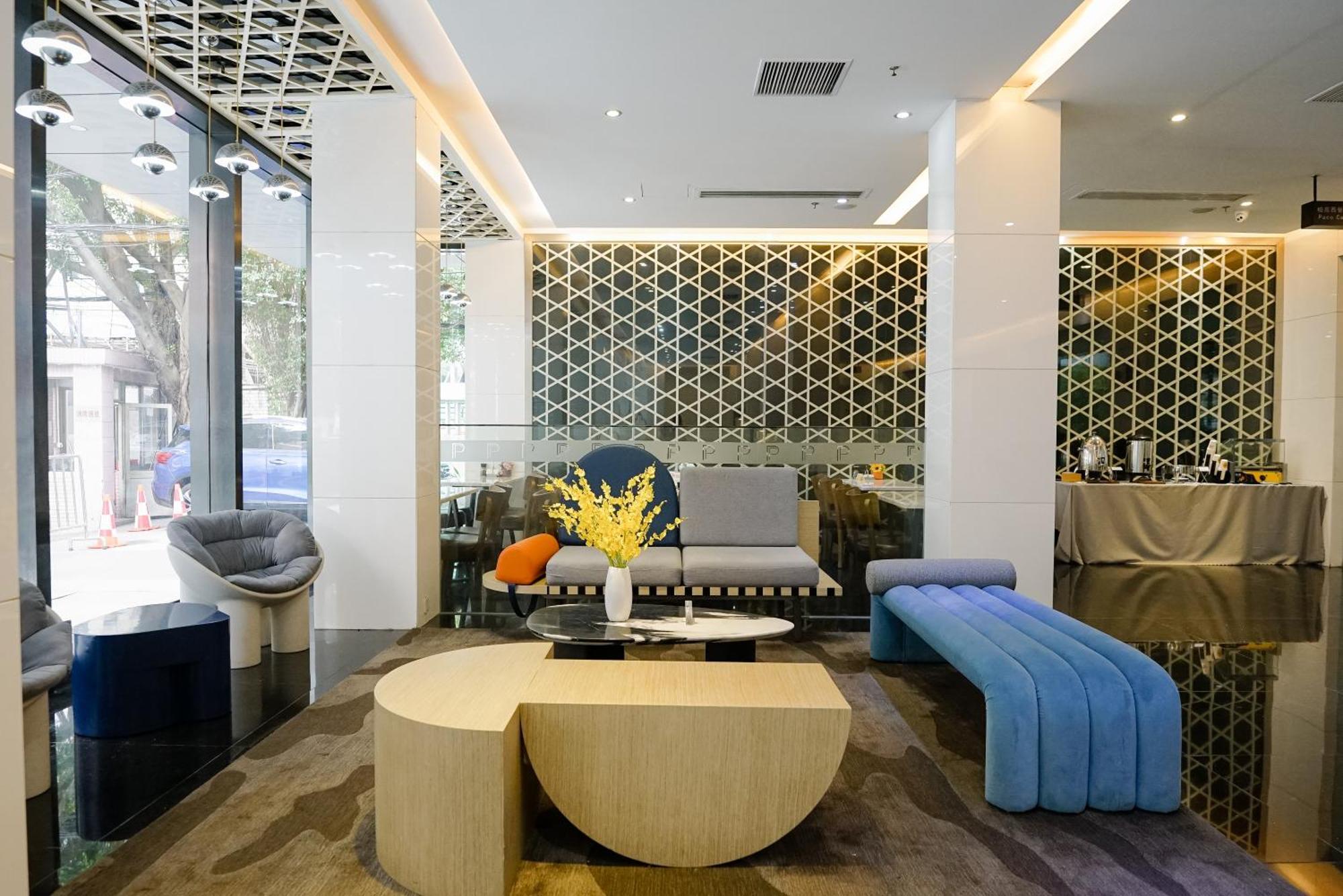 โรงแรม Paco Ouzhuang Metro Guangzhou-free Shuttle To Fair